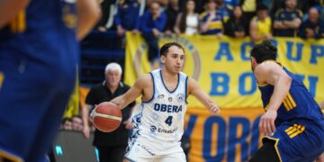 Boca impuso su jerarquía en La Bombonerita y venció a Oberá en el debut