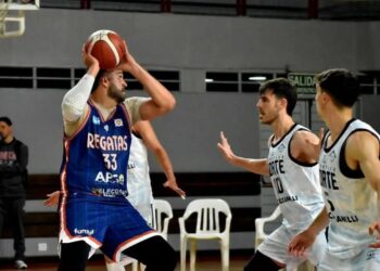 Regatas ganó ante Norte y va por el título en Rosario