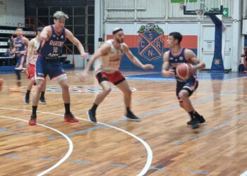 Regatas cerró la pretemporada con una derrota ante Ciclista