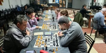 Dante Bernal y Ariel Pereyra lideran el Abierto Paralelo de ajedrez “Luis Duin”