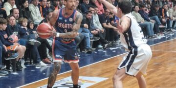Regatas volvió a la Liga Argentina con una victoria ante Centenario